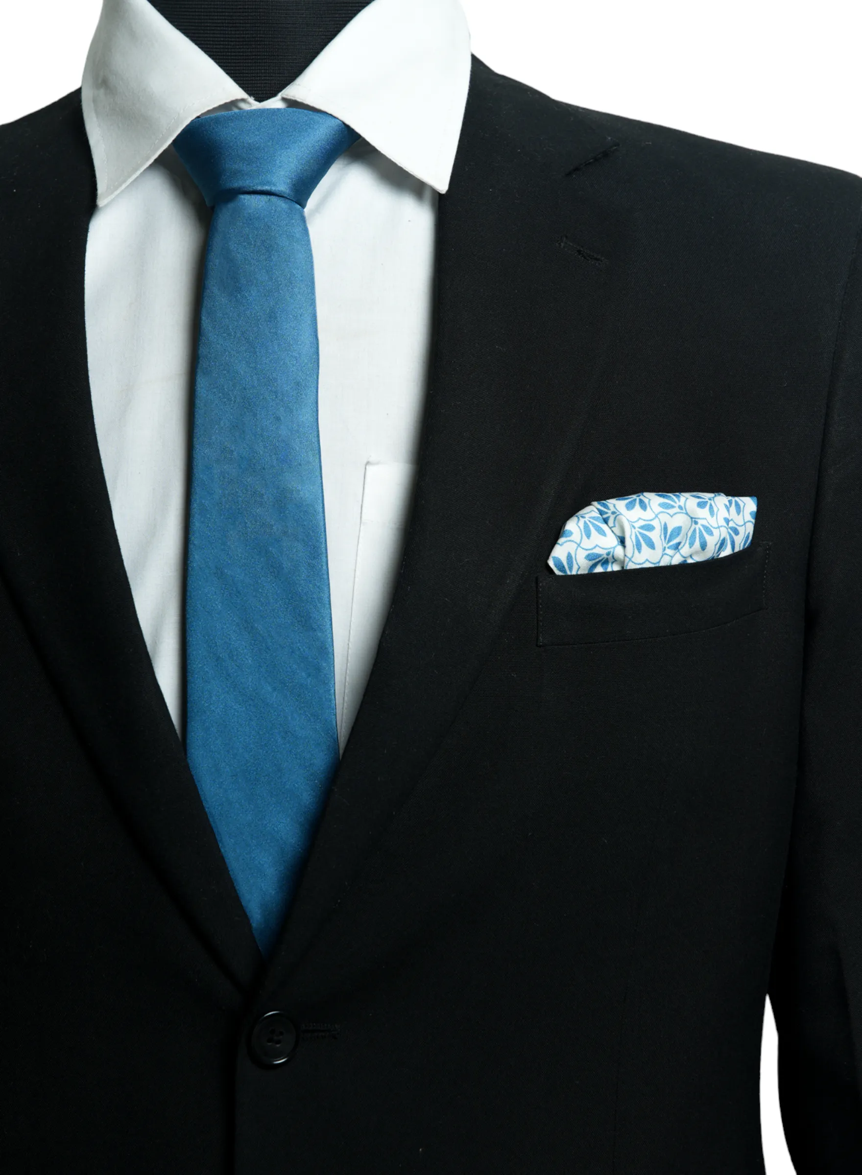 Chokore Jaali Good (Blue) - Pocket Square & Light Blue Silk Tie - Solids line