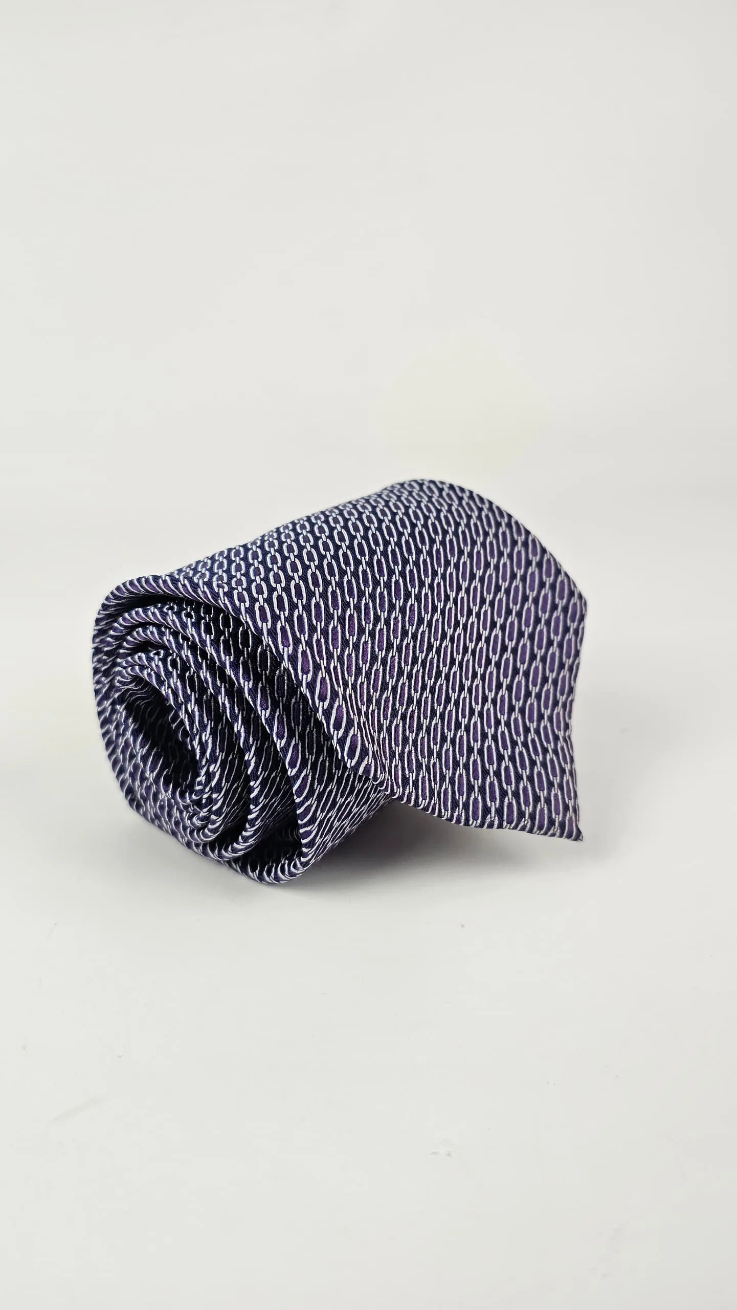 Geometric Purple Necktie